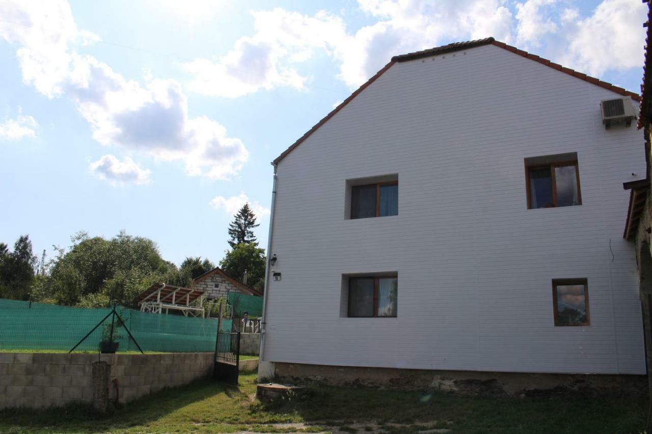 Apartman Suchdol Apartment Bujanov Exterior foto